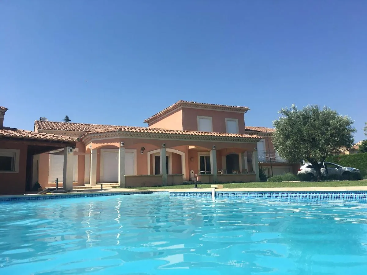 Villa Et Maisonnette Provencales Carpentras 0*,  France