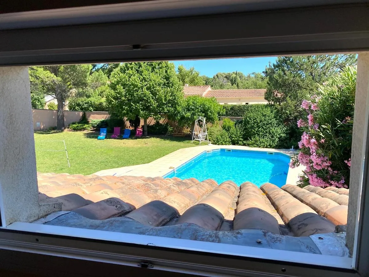 Villa Et Maisonnette Provencales Carpentras France