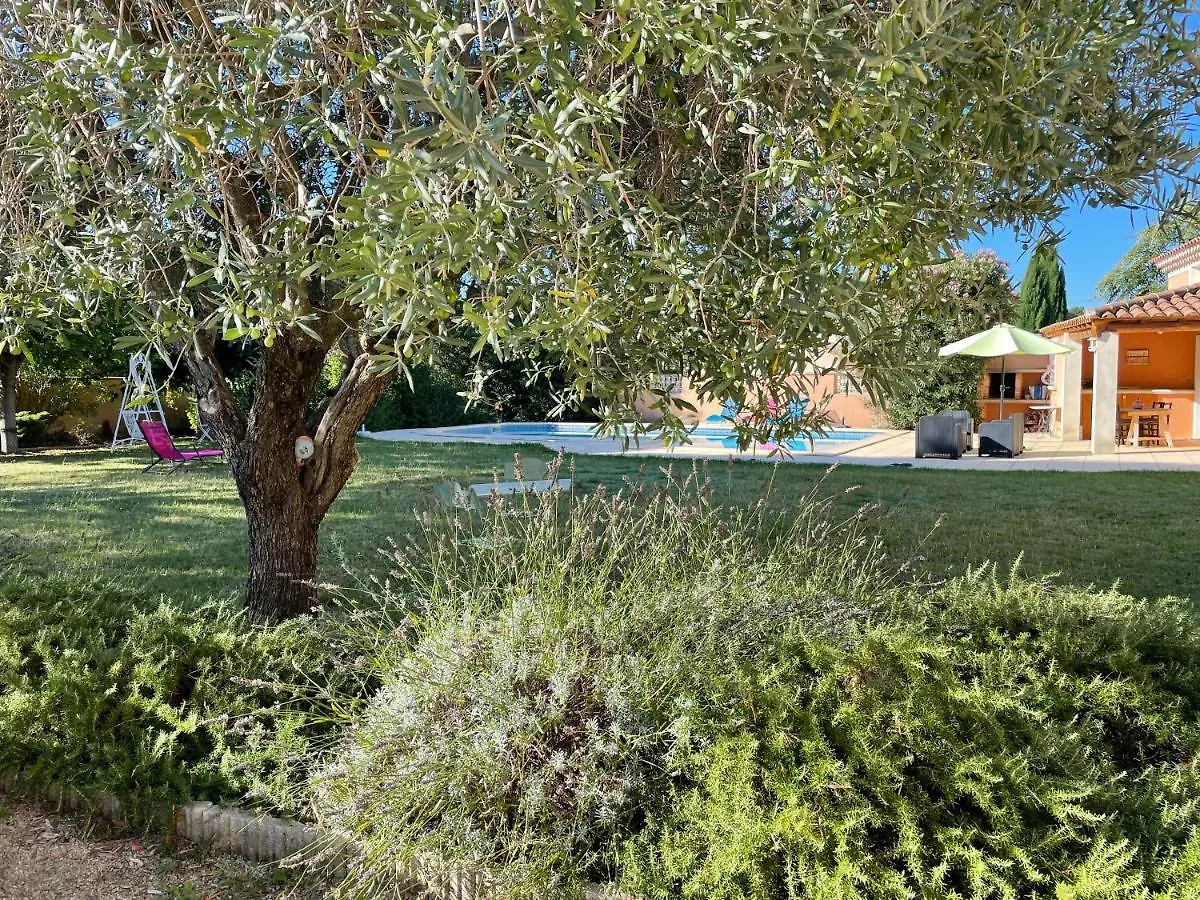 Villa Et Maisonnette Provencales Carpentras 0*,  France